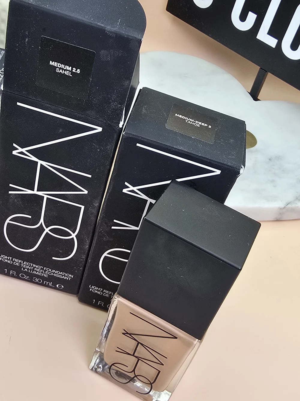 NARS Light Reflecting Foundation - Medium 2.5 Sahel (Beige)